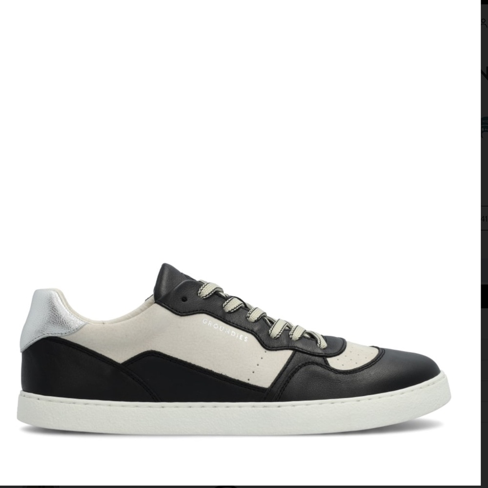 Barefoot sneakers. Groundies Nova wide toe box shoes